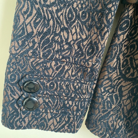 Roz & Ali Peacoat - Picture 3 of 7